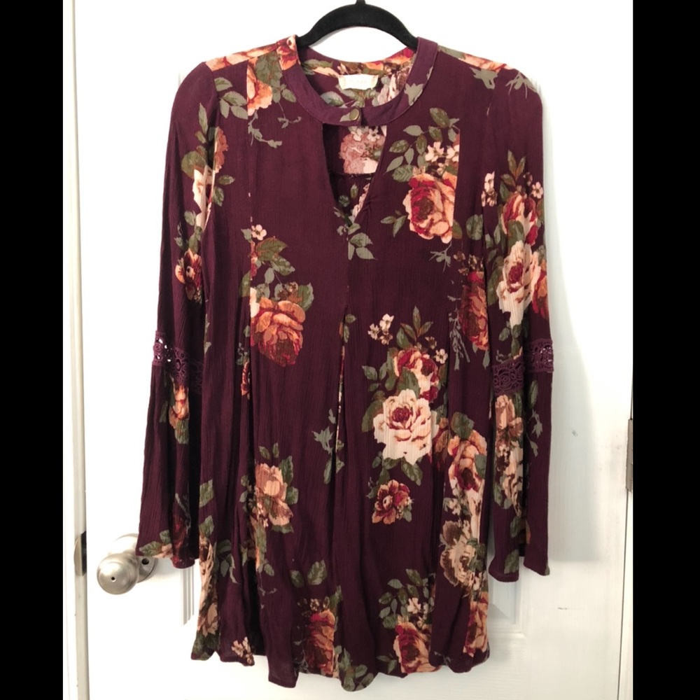 Altar’d State purple dress/top